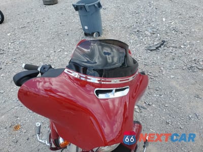 Piąte zdjęcie samochodu w środku: 2021 HARLEY-DAVIDSON FLHX VIN:1HD1KBC28MB660237 - miniatura