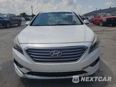 Piąte zdjęcie samochodu w środku: 2016 HYUNDAI SONATA SE VIN:5NPE24AF7GH420104 - miniatura