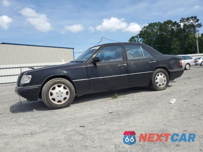 1994 MERCEDES-BENZ E 420 WDBEA34E0RC106131 - główne zdjęcie licytacji z USA - miniatura