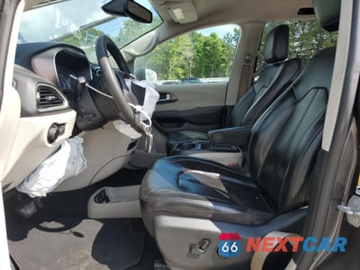 Zdjęcie 7 z 14 samochodu: 2020 CHRYSLER VOYAGER LXI VIN:2C4RC1DG3LR176174 - miniatura
