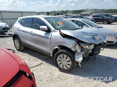 Czwarte zdjęcie samochodu z boku: 2019 NISSAN ROGUE SPORT S VIN:JN1BJ1CP1KW520649 - miniatura