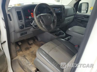 Zdjęcie 8 z 15 samochodu: 2017 NISSAN NV 1500 S VIN:1N6BF0KYXHN811150 - miniatura