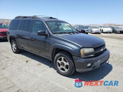 Czwarte zdjęcie samochodu z boku: 2005 CHEVROLET TRAILBLAZER EXT LS VIN:1GNET16S156137116 - miniatura
