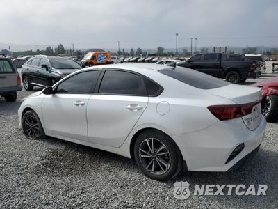 Drugie zdjęcie samochodu z przodu: 2023 KIA FORTE LX VIN:3KPF24AD4PE608957 - miniatura