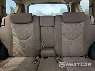 Zdjęcie 10 z 13 samochodu: 2006 TOYOTA RAV4 LIMITED VIN:JTMBK31V265009275 - miniatura
