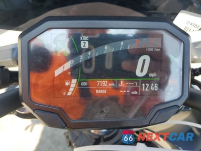 Zdjęcie 7 z 11 samochodu: 2023 KAWASAKI ER650 N VIN:ML5EREN14PDA88982 - miniatura