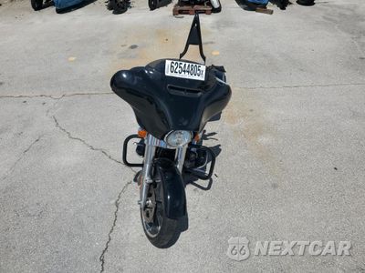 Piąte zdjęcie samochodu w środku: 2023 HARLEY-DAVIDSON FLHX VIN:1HD1KBC15PB677914 - miniatura