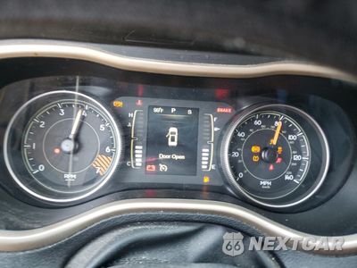 Zdjęcie 9 z 13 samochodu: 2015 JEEP CHEROKEE LATITUDE VIN:1C4PJLCB3FW741744 - miniatura