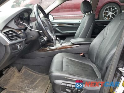 Zdjęcie 7 z 13 samochodu: 2016 BMW X5 XDRIVE35I VIN:5UXKR0C59G0P26728 - miniatura
