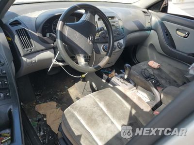 Zdjęcie 8 z 12 samochodu: 2010 HYUNDAI ELANTRA BLUE VIN:KMHDU4AD5AU207813 - miniatura