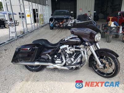 2014 HARLEY-DAVIDSON FLHXS STREET GLIDE SPECIAL 1HD1KRM19EB676141 - główne zdjęcie licytacji z USA - miniatura