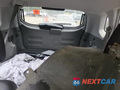 Zdjęcie 10 z 14 samochodu: 2006 HYUNDAI TUCSON GL VIN:KM8JM12B26U457662 - miniatura