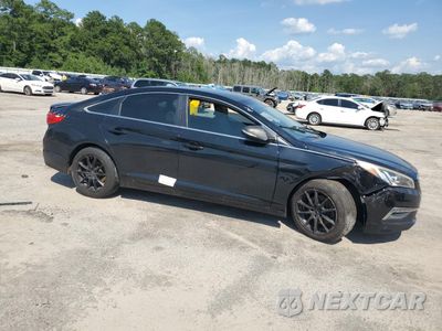 Czwarte zdjęcie samochodu z boku: 2016 HYUNDAI SONATA SPORT VIN:5NPE34AF5GH425492 - miniatura