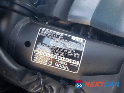 Zdjęcie 9 z 10 samochodu: 2023 HONDA CB650 RA VIN:MLHRH0259P5400917 - miniatura