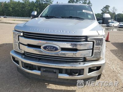 Piąte zdjęcie samochodu w środku: 2019 FORD F250 SUPER DUTY VIN:1FT7W2BT9KEF63599 - miniatura