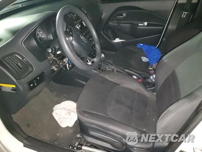 Zdjęcie 7 z 12 samochodu: 2014 KIA RIO LX VIN:KNADM4A38E6417129 - miniatura