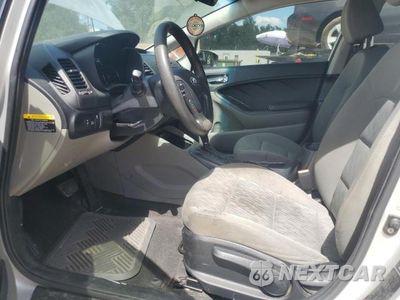 Zdjęcie 7 z 12 samochodu: 2015 KIA FORTE LX VIN:KNAFK4A62F5391529 - miniatura