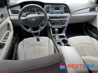 Zdjęcie 8 z 12 samochodu: 2015 HYUNDAI SONATA SE VIN:5NPE24AF9FH020446 - miniatura