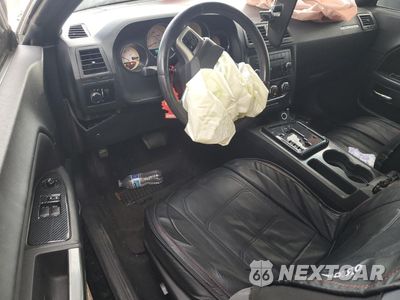 Zdjęcie 8 z 13 samochodu: 2013 DODGE CHALLENGER SXT VIN:2C3CDYAGXDH582111 - miniatura