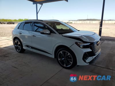 Czwarte zdjęcie samochodu z boku: 2024 AUDI Q4 E-TRON PREMIUM PLUS VIN:WA1LUBFZ8RP050372 - miniatura