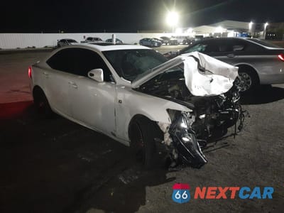 Czwarte zdjęcie samochodu z boku: 2017 LEXUS IS 200T VIN:JTHBA1D25H5046220 - miniatura