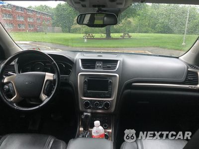 Zdjęcie 9 z 11 samochodu: 2016 GMC ACADIA DENALI VIN:1GKKVTKDXGJ324660 - miniatura