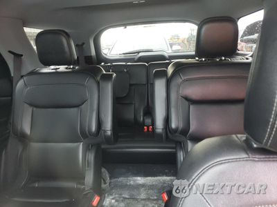 Zdjęcie 10 z 15 samochodu: 2020 FORD EXPLORER XLT VIN:1FMSK8DH5LGC43893 - miniatura