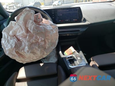 Zdjęcie 8 z 12 samochodu: 2025 BMW 228XI VIN:WBA23GG04S7S59807 - miniatura