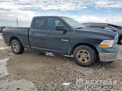 Czwarte zdjęcie samochodu z boku: 2010 DODGE RAM 1500 VIN:1D7RB1GK5AS144296 - miniatura