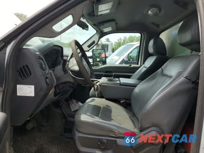 Zdjęcie 7 z 12 samochodu: 2014 FORD F550 SUPER DUTY VIN:1FDUF5HT7EEA55739 - miniatura