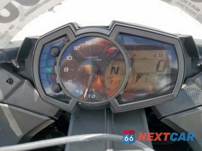 Zdjęcie 7 z 10 samochodu: 2022 KAWASAKI ZX636 K VIN:JKBZXJH18NA013107 - miniatura