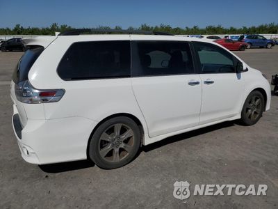 Trzecie zdjęcie samochodu z tyłu: 2018 TOYOTA SIENNA SE VIN:5TDXZ3DC6JS919526 - miniatura