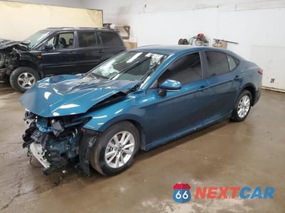 2025 TOYOTA CAMRY LE 4T1DAACK3SU057172 - główne zdjęcie licytacji z USA - miniatura