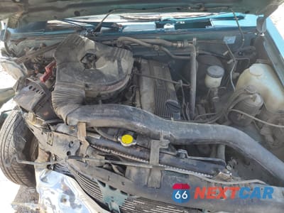 Zdjęcie 11 z 14 samochodu: 1995 NISSAN TRUCK E/XE VIN:1N6SD11SXSC469453 - miniatura