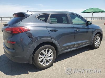 Trzecie zdjęcie samochodu z tyłu: 2020 HYUNDAI TUCSON SE VIN:KM8J23A43LU176812 - miniatura