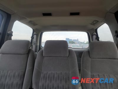 Zdjęcie 10 z 13 samochodu: 2004 CHEVROLET VENTURE VIN:1GNDX03E64D127751 - miniatura