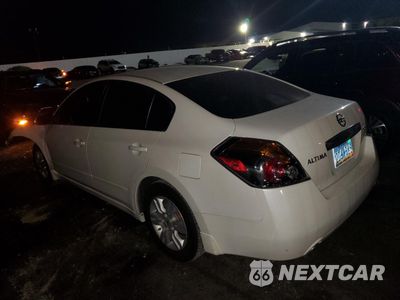 Drugie zdjęcie samochodu z przodu: 2010 NISSAN ALTIMA BASE VIN:1N4AL2AP5AN550906 - miniatura
