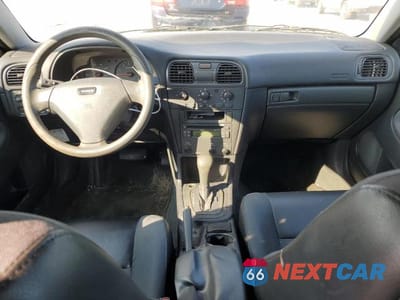 Zdjęcie 8 z 12 samochodu: 2004 VOLVO S40 1.9T VIN:YV1VS27534F078072 - miniatura