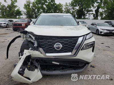 Piąte zdjęcie samochodu w środku: 2021 NISSAN ROGUE SV VIN:5N1AT3BB5MC769007 - miniatura