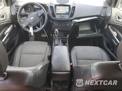 Zdjęcie 8 z 14 samochodu: 2019 FORD ESCAPE SE VIN:1FMCU9GD8KUA54457 - miniatura