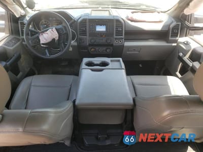 Zdjęcie 8 z 13 samochodu: 2022 FORD F250 SUPER DUTY VIN:1FT7W2BN1NEC13941 - miniatura
