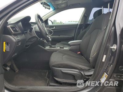 Zdjęcie 7 z 12 samochodu: 2016 KIA OPTIMA LX VIN:KNAGT4L33G5109209 - miniatura