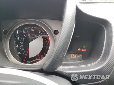 Zdjęcie 9 z 14 samochodu: 2008 TOYOTA SCION XD VIN:JTKKU10408J028286 - miniatura