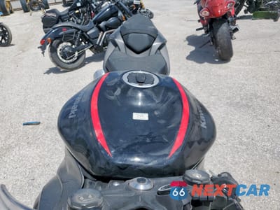 Piąte zdjęcie samochodu w środku: 2022 KAWASAKI ZX636 K VIN:JKBZXJH18NA013107 - miniatura