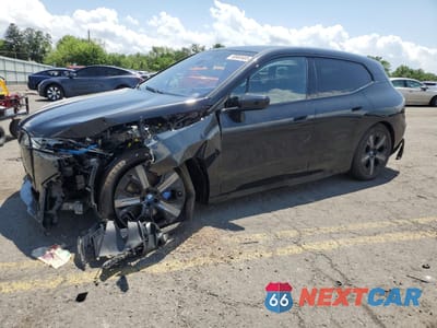 2025 BMW IX M60 WB533CF02SCU41073 - główne zdjęcie licytacji z USA - miniatura