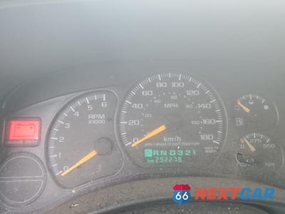 Zdjęcie 9 z 13 samochodu: 2000 GMC YUKON XL K1500 VIN:3GKFK16T2YG213362 - miniatura