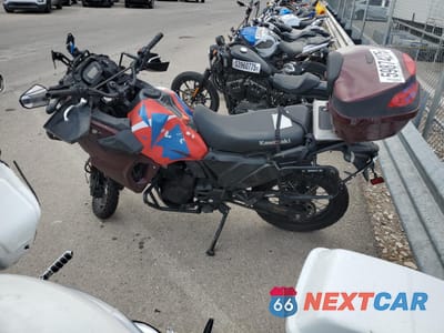 Trzecie zdjęcie samochodu z tyłu: 2023 KAWASAKI KL650 H VIN:ML5KLEH10PDA21165 - miniatura