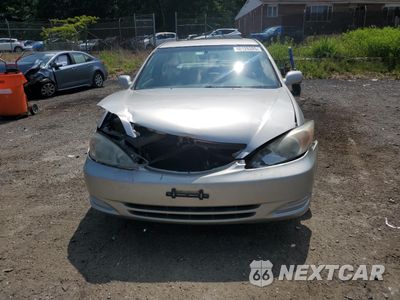 Piąte zdjęcie samochodu w środku: 2002 TOYOTA CAMRY LE VIN:4T1BE32K42U570861 - miniatura