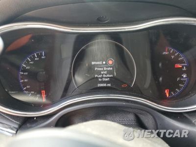 Zdjęcie 9 z 12 samochodu: 2017 JEEP GRAND CHEROKEE SRT-8 VIN:1C4RJFDJ0HC836301 - miniatura