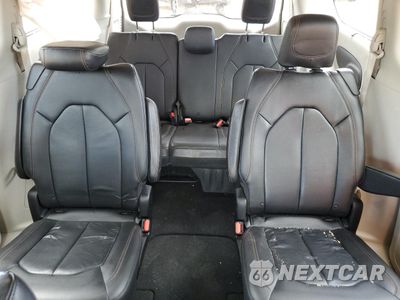 Zdjęcie 10 z 16 samochodu: 2018 CHRYSLER PACIFICA TOURING L VIN:2C4RC1BG8JR188868 - miniatura